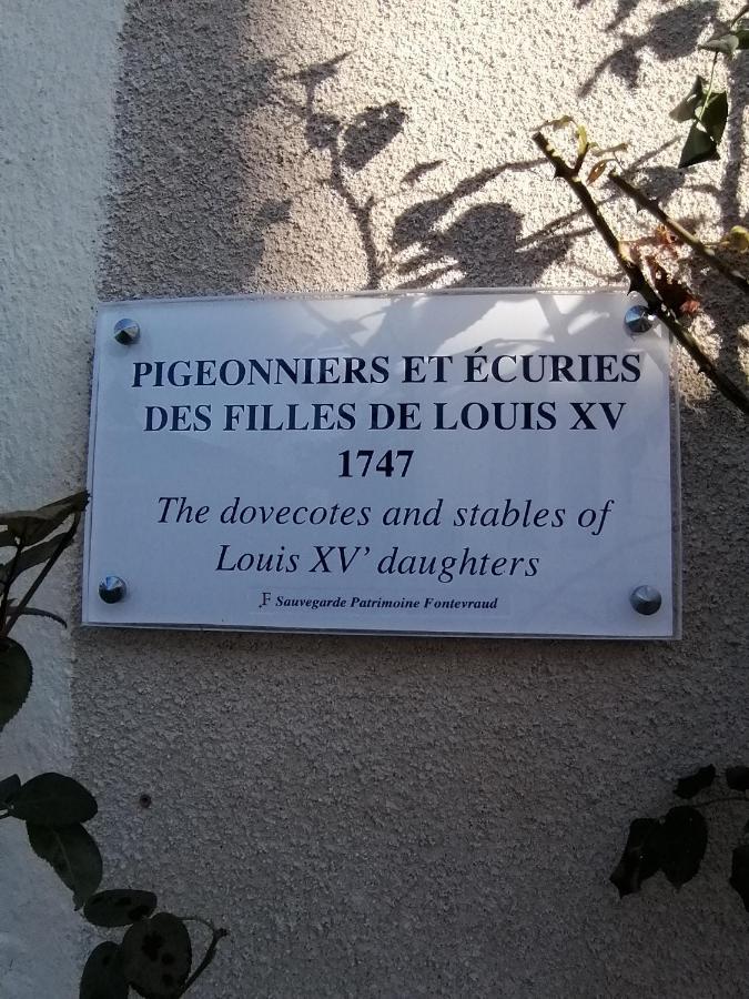Les Ecuries Des Princesses Fontevraud L'Abbaye Zewnętrze zdjęcie